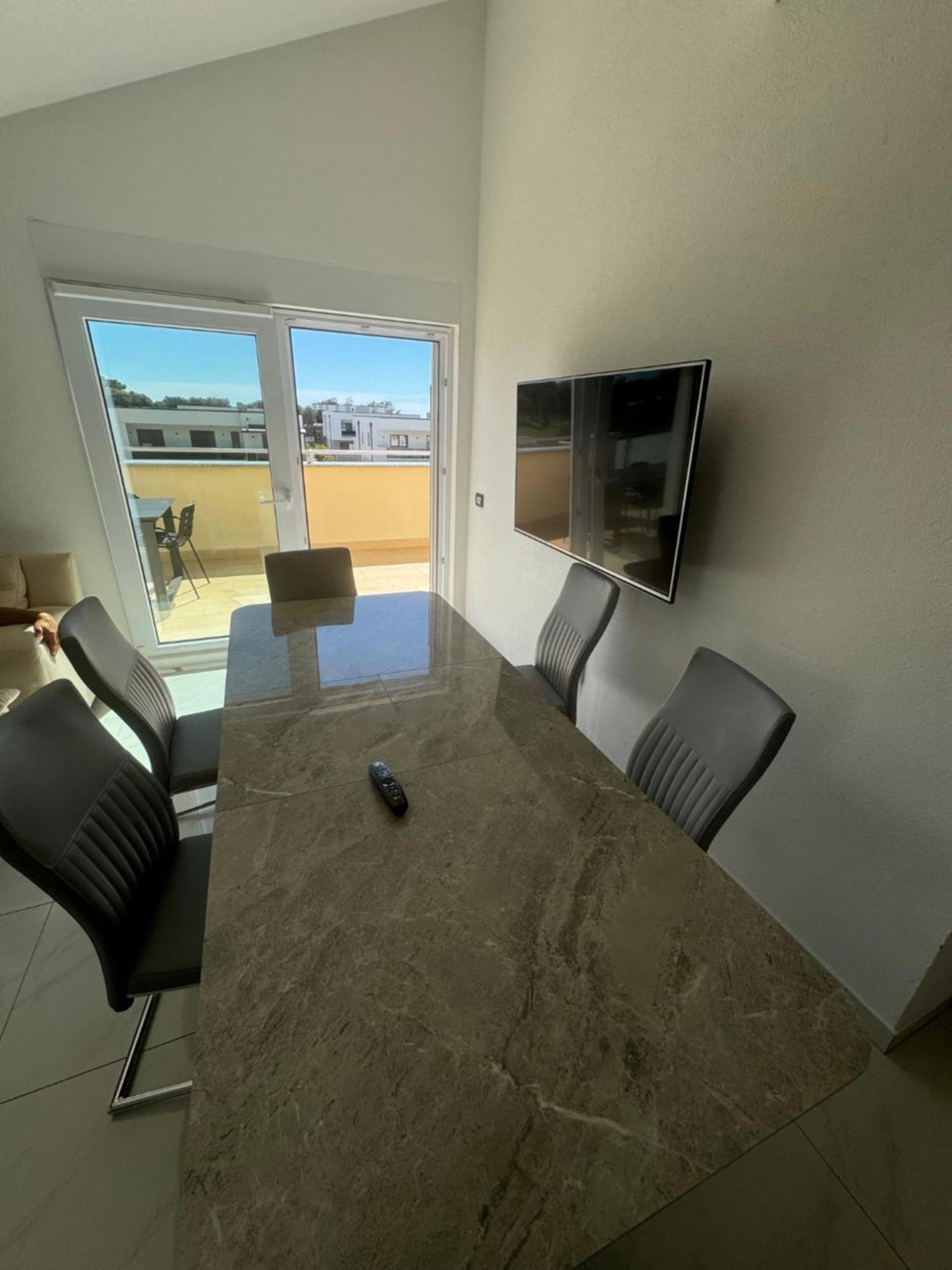 Funtana Appartements An Der 1 Reihe Vom Meer Esterno foto